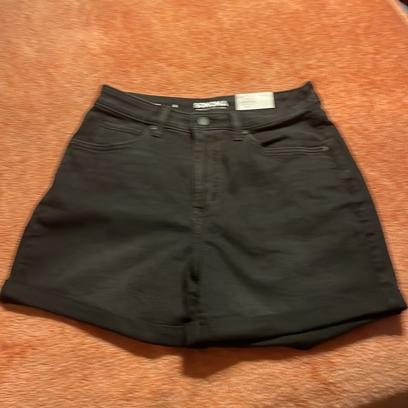 NWT Sonoma MOM short BLACK DENIM size 8 NEW HIGH RISE RELAXED FIT ABOVE MIDTHIGH - Picture 4 of 7